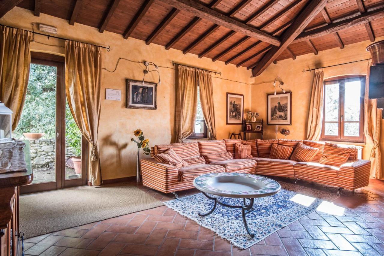 Agriturismo Goccia Di Luna 艾姆波蒂德 外观 照片