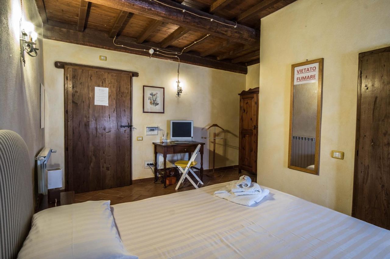 Agriturismo Goccia Di Luna 艾姆波蒂德 外观 照片
