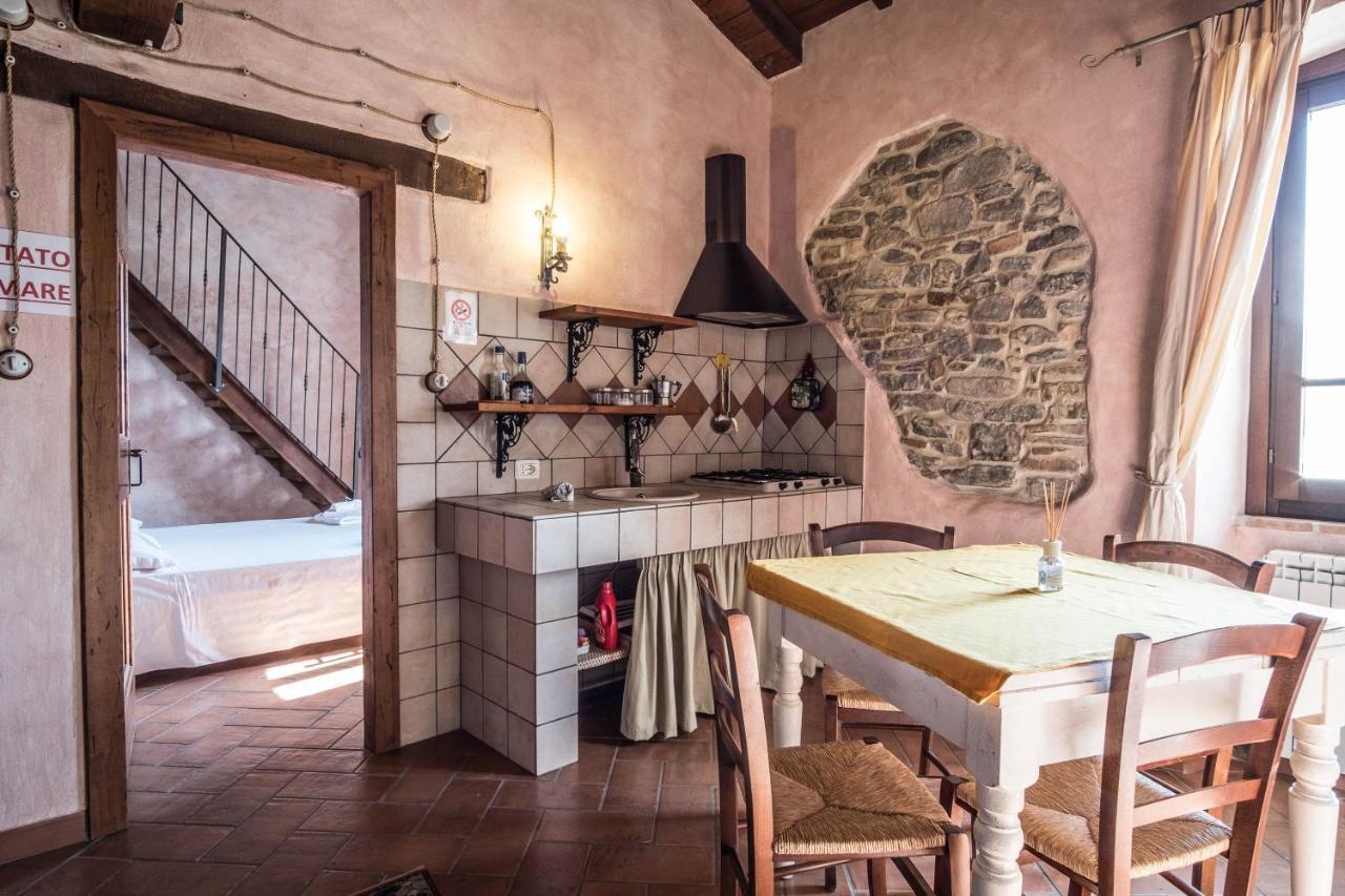 Agriturismo Goccia Di Luna 艾姆波蒂德 外观 照片